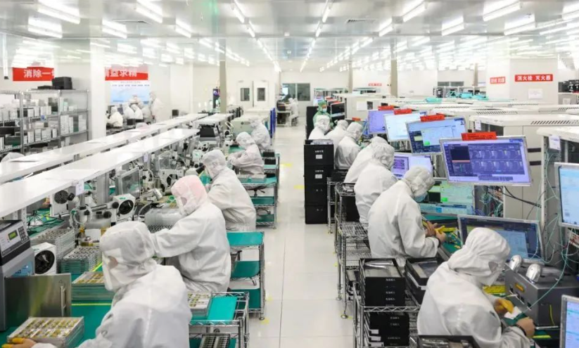 精密钣金加工中激光切割与数控折弯工艺对比